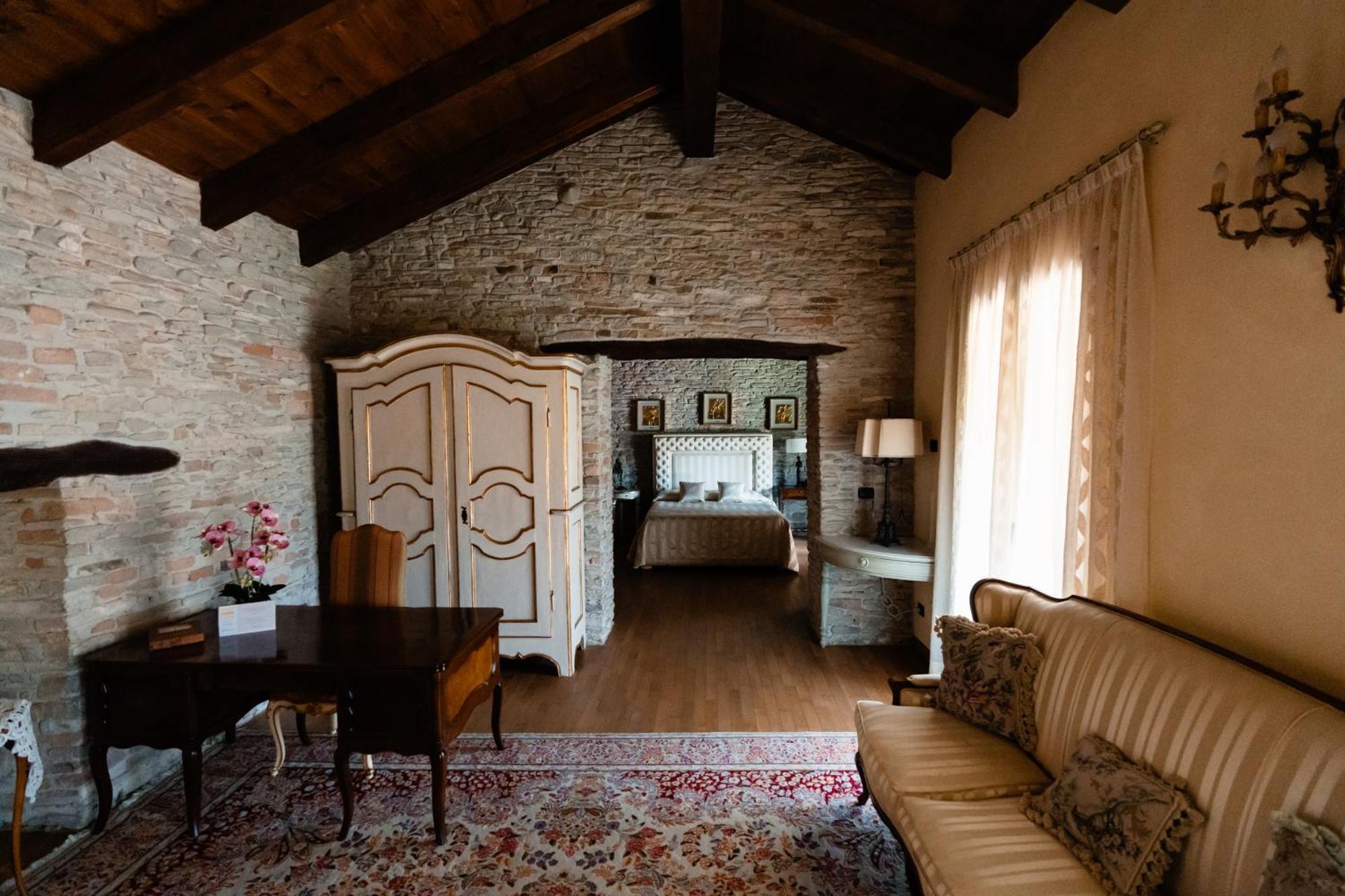 Cadgal - Tenuta La Cova Calamandrana Bagian luar foto